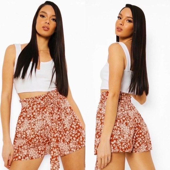 Boohoo orange and white floral paperback waist shorts size 6 - Picture 1 of 8